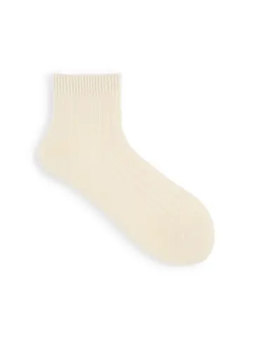 程よい厚みで365日履けるコットンショートソックス