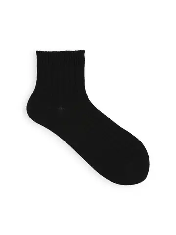 程よい厚みで365日履けるコットンショートソックス