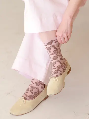 シアーグラフィティショートソックス