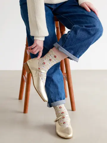 毛混フロートフラワーDuckショートソックス