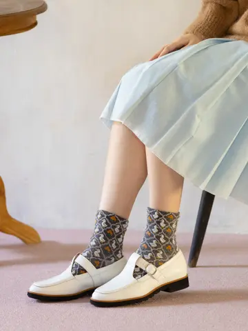 毛混フロートフラワーDuckショートソックス