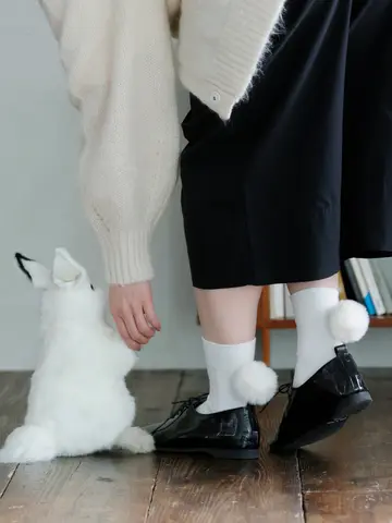 ファー梵天付きショートソックス