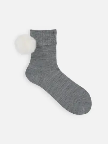 ファー梵天付きショートソックス