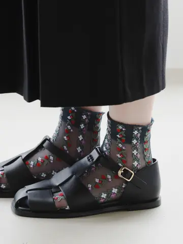 シアーストライプフラワー柄ショートソックス