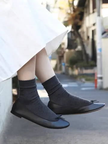 グレーの靴下 靴下屋公式通販 Tabio オンラインストア 送料無料