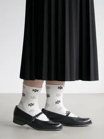 フロートダイヤフラワーソックス