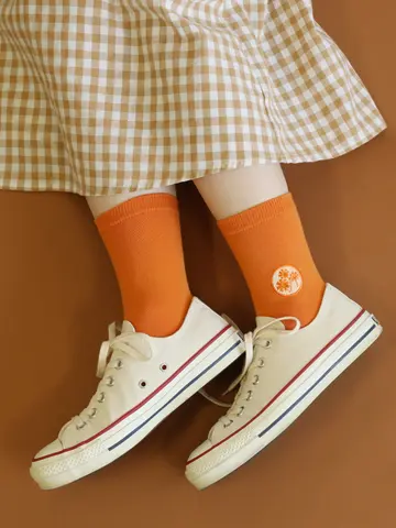 アデリアレトロ×靴下屋 刺繍ベタソックス