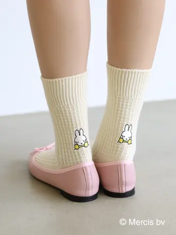 ミッフィーワッフル刺繍ソックス