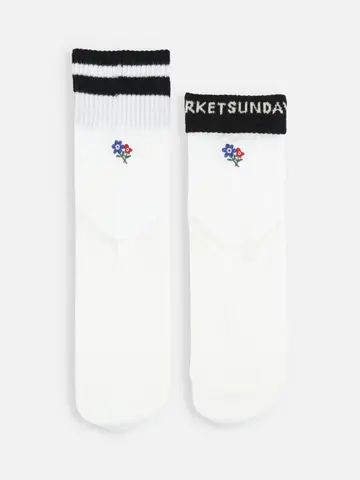 折り返しもできる2本ラインフラワー刺繍ソックス