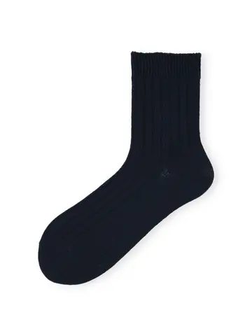 程よい厚みで365日履けるコットンソックス