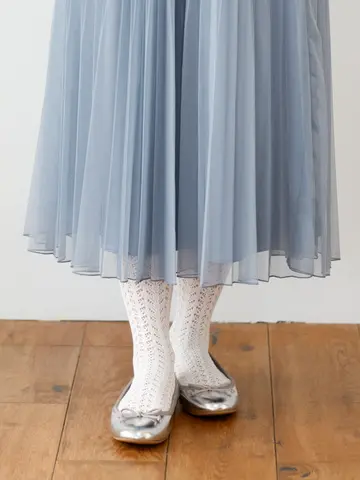 透かし編みレースハイソックス