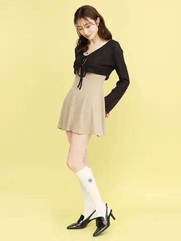 【RESEXXY×靴下屋】刺繍リブハイソックス