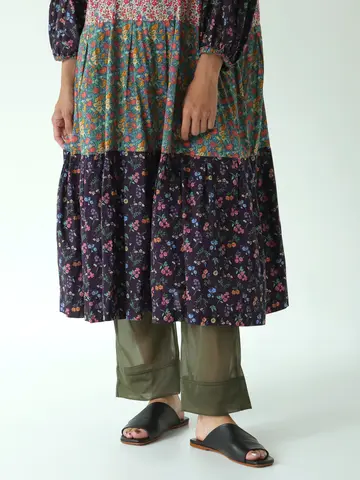 【冷感ドライ】縫製シアーレギンスパンツ10分丈