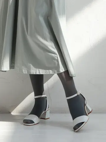 【しっかり透ける、素肌感】30デニールプレミアムタイツ