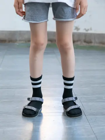 キッズ 表糸コットン100％で毛玉が出来にくい：ラインソックス19～21cm