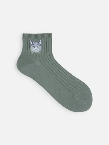 ジュニアサイズ わんにゃん刺繍ショートソックス / 22-24cm