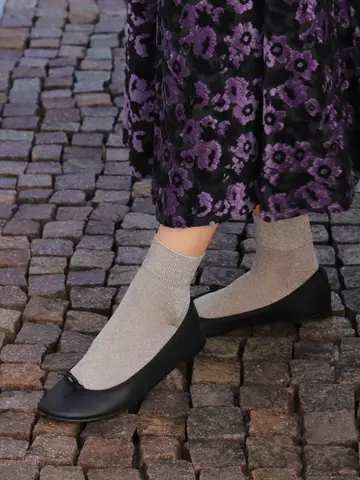 【定番】グリッターラメショートソックス