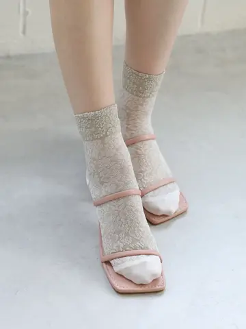 ゴム口ラメレースフロートショートソックス