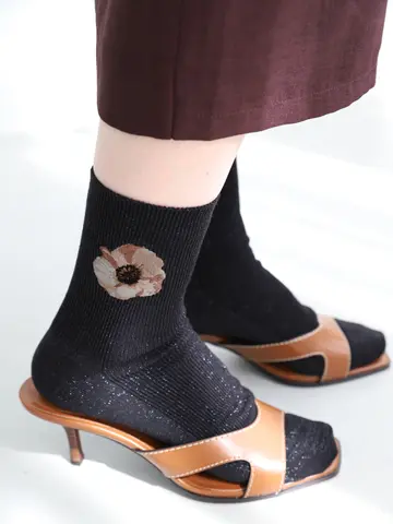 刺繍アネモネ1×1リブショートソックス
