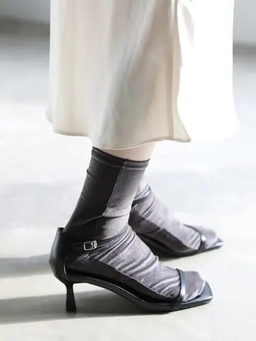 縫製シアーベロアショートソックス