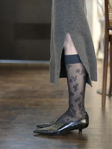 セミシアーレースハイソックス