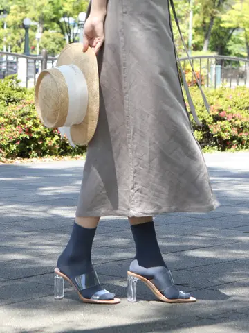 【WEB限定・冷感ドライ】素足のように履けて、脱いでも素肌のまま。無駄のないソックス。