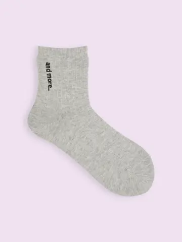 【3足1,386円】リブ風ロゴ刺繍ショートソックス