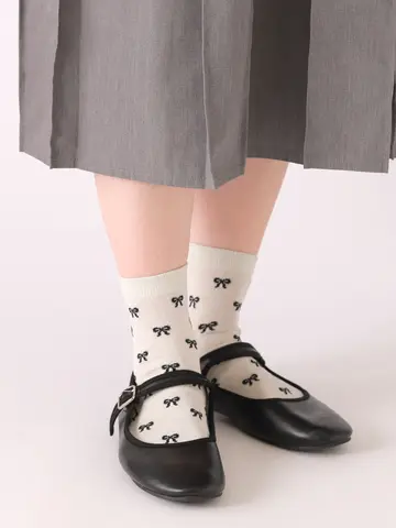 【3足1,386円】ソフトラメリボン柄ショートソックス