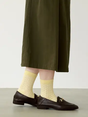 【靴下屋fam】フロートへリンボン柄ショートソックス