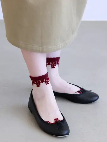 【3足1,386円】ゴム口ゆったりチュールオリエンタル柄ショートソックス