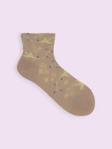 【靴下屋fam】ゴム口ゆったりツバメ柄ショートソックス