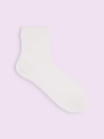 【靴下屋fam】メッシュリボン柄ショートソックス