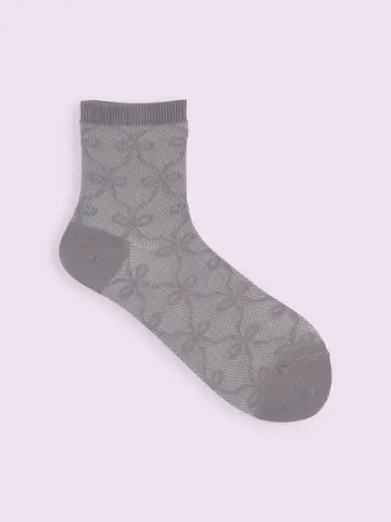 【靴下屋fam】メッシュリボン柄ショートソックス