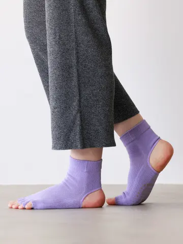 【快脚Labo】すべり止め付き/素足感覚のフィットネスソックス