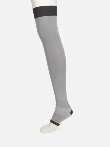 【美脚Labo】就寝用弾性着圧ニーハイソックス