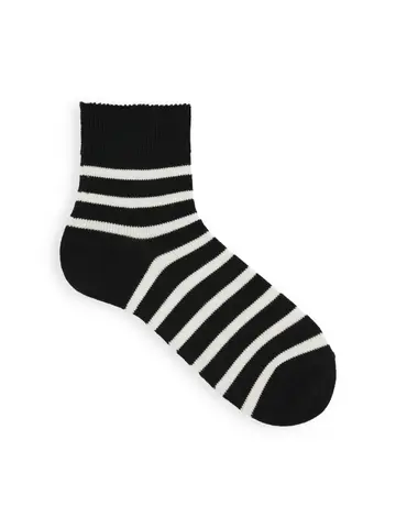 【Tabio MEN】バスクボーダーショートソックス