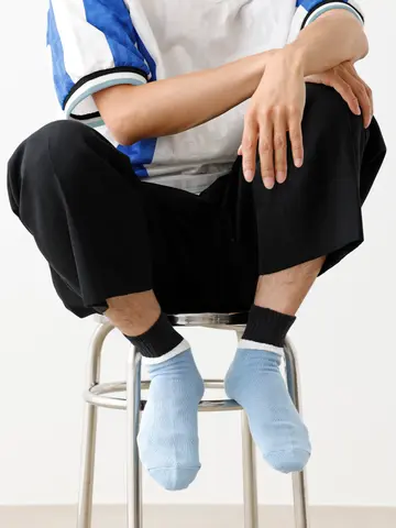 【Tabio MEN】サッカー応援  ハーフカラーラインショートソックス