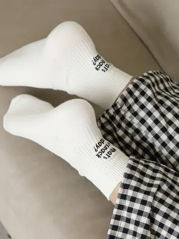 【Tabio MEN】メッセージ刺繍ショート丈ソックス