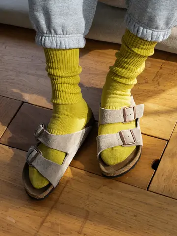 【Tabio MEN】大人男子が履けるルーズソックス