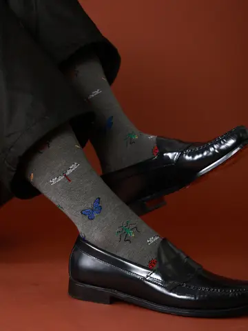 【Tabio MEN】昆虫柄レギュラー丈ソックス