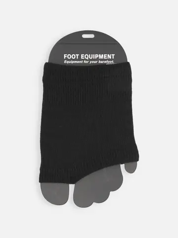 【Tabio MEN】吸水速乾性と温度調整機能を兼ね備えた、新発想のトングソックス