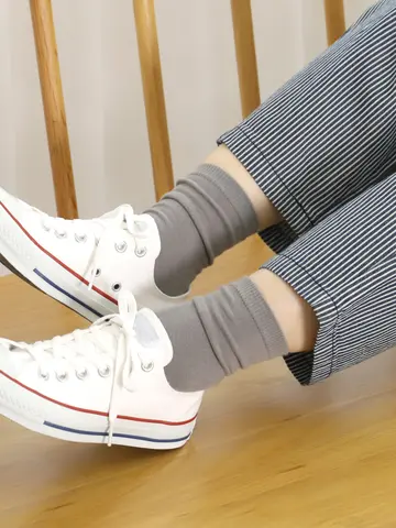 【WEB限定40色】オールシーズン履けるカラフルソックス