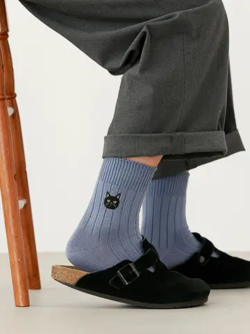 【WEB限定・予約受注】ねこ刺繍ソックス（25〜27cm）