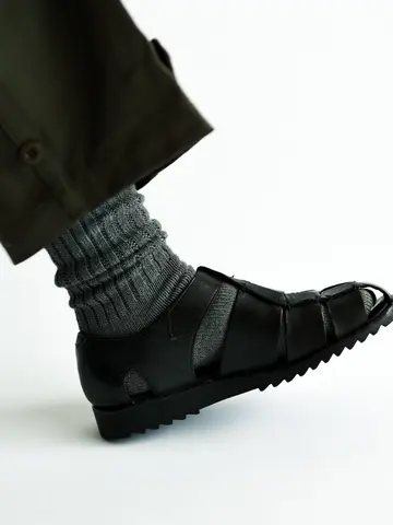 【Tabio MEN】 クラシックリブクルー丈ソックス（23.0～25.0cm）