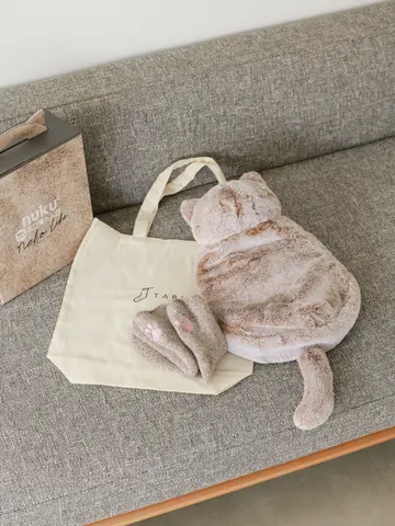 <受注販売>【WEB限定】THREEUP×靴下屋 ぬくぬく猫セット（ベージュ）