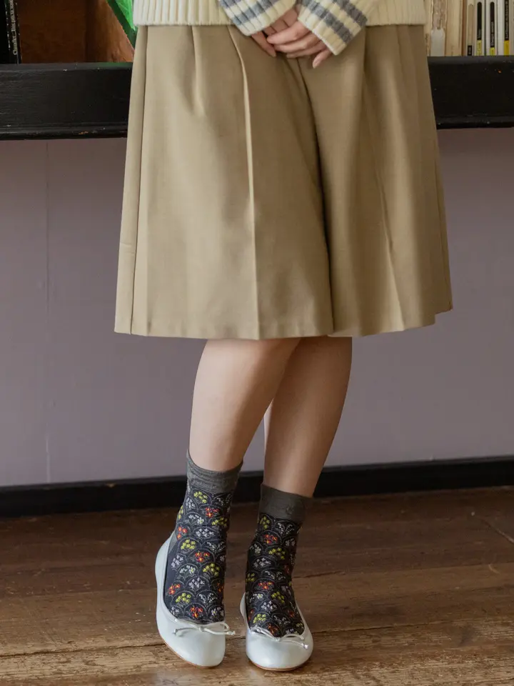 毛混フロートフラワーブーケショートソックス ( 011133116 ) | 靴下屋