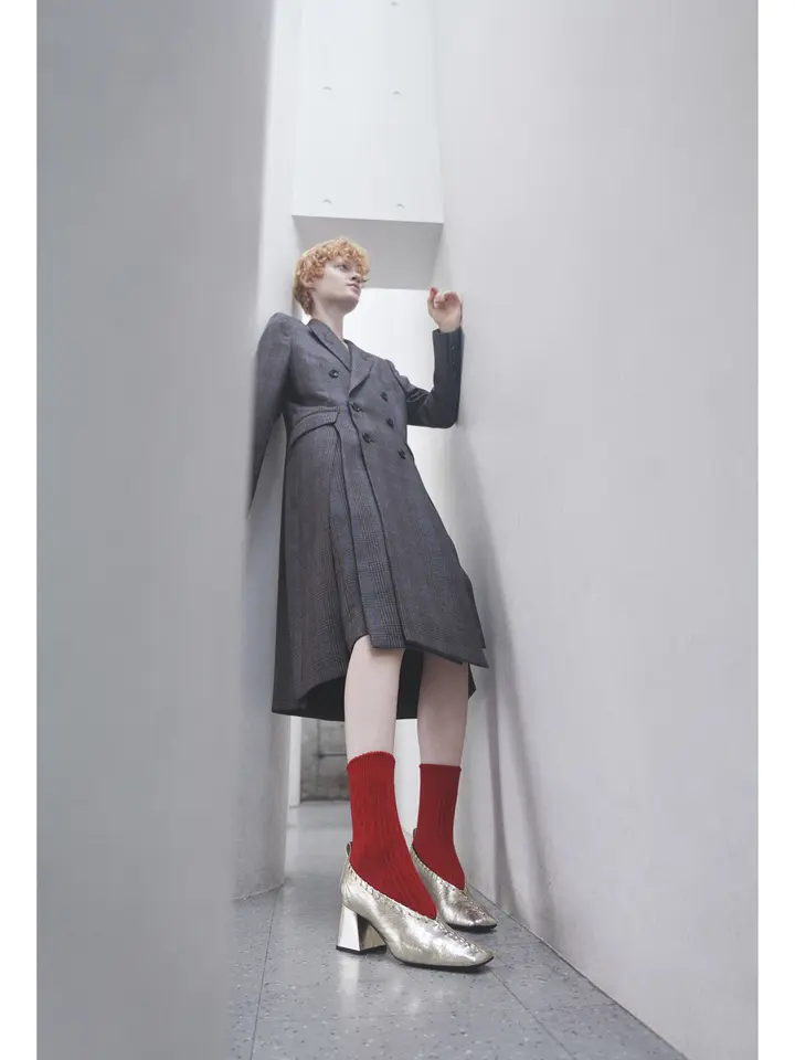 毛混リンクスダイヤとケーブルソックス ( 021140671 ) | 靴下屋公式