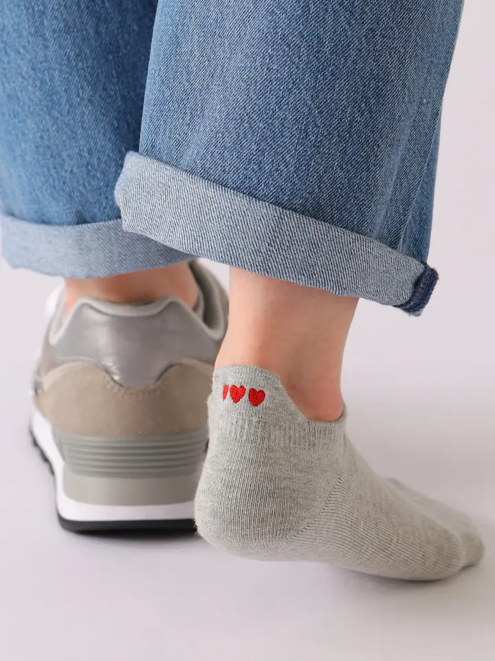 3足1,386円】アキレスガード刺繍スニーカー用ソックス