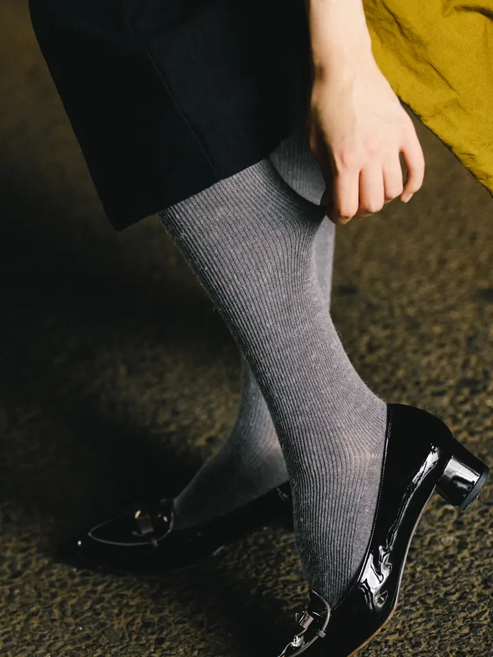 靴下屋 ウールふわふわ裏起毛あったかタイツ