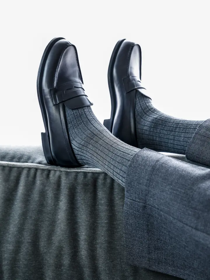 Tabio MEN】ウール6×2リブロングホーズ ( 062170371 ) | 靴下屋公式